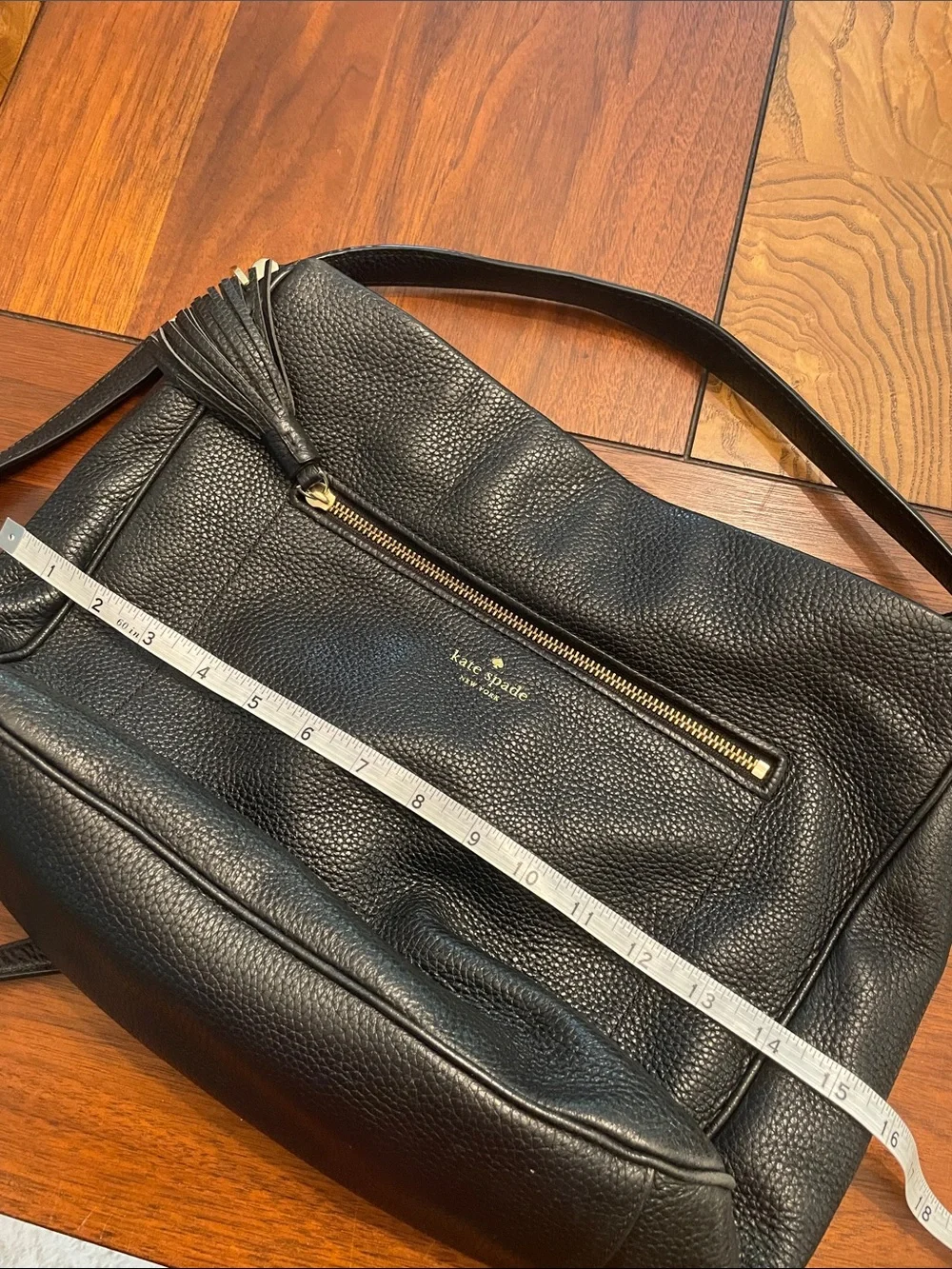 kate spade Black Pebbled Leather convertible Shoulder/Crossbody Bag C65